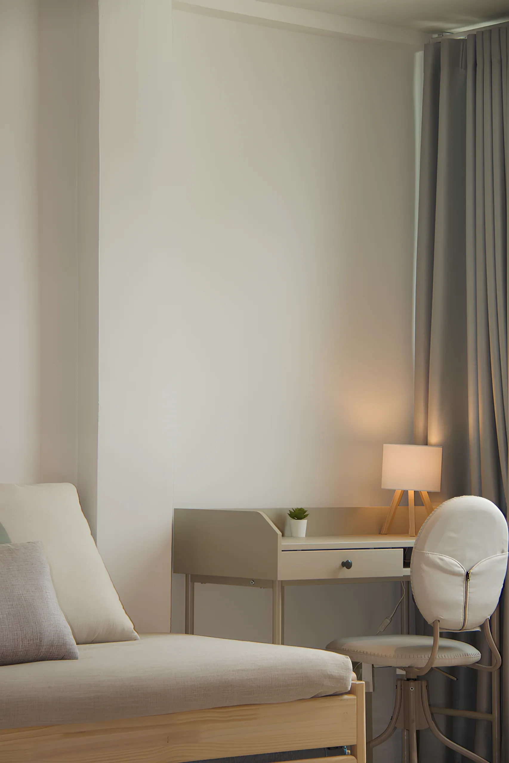 Renovated 1 Bedroom Family Suite at 95 Lodge Bangkok