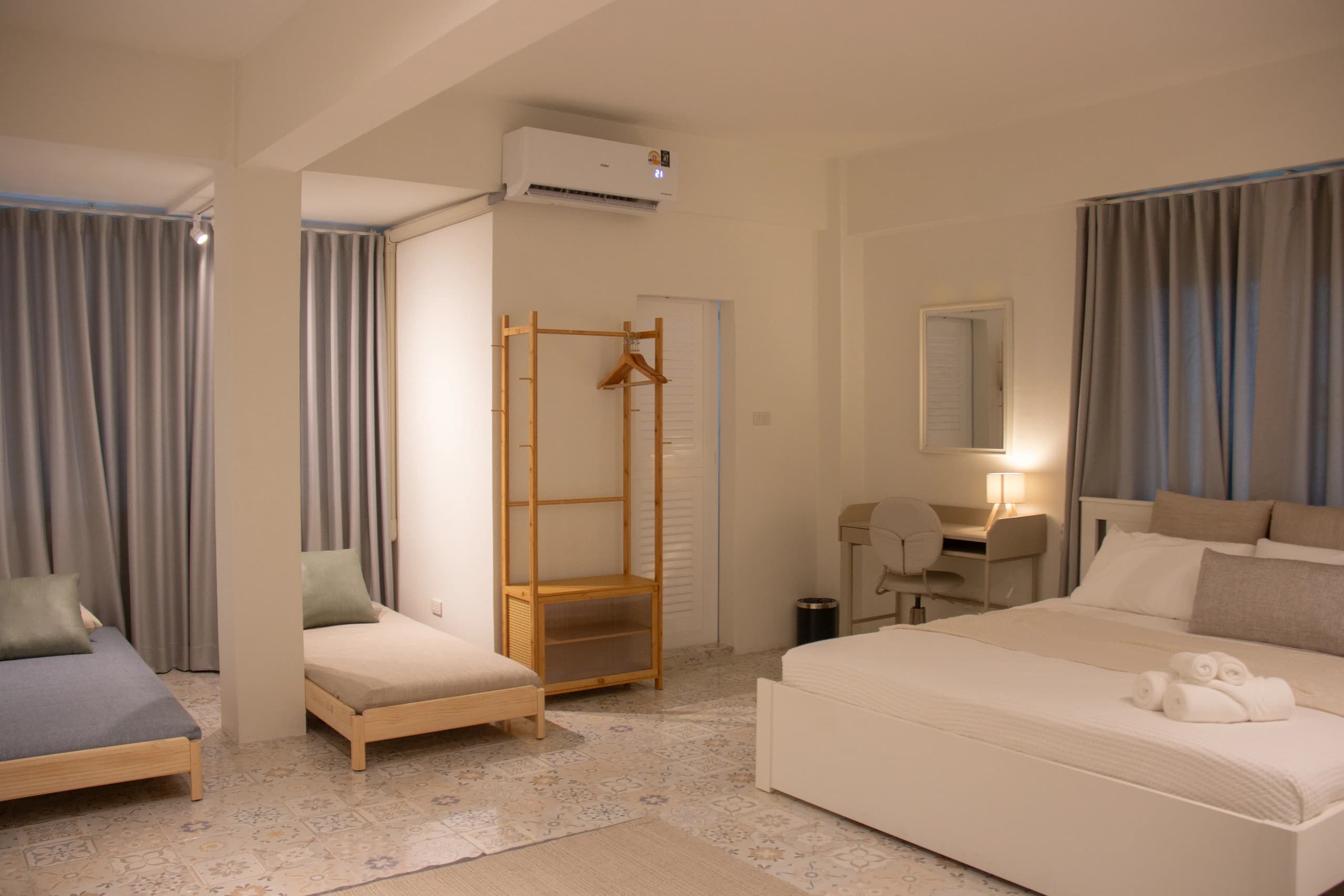 Family Suite at 95 Lodge — room overview